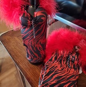 Bottle babes wine bottle covers